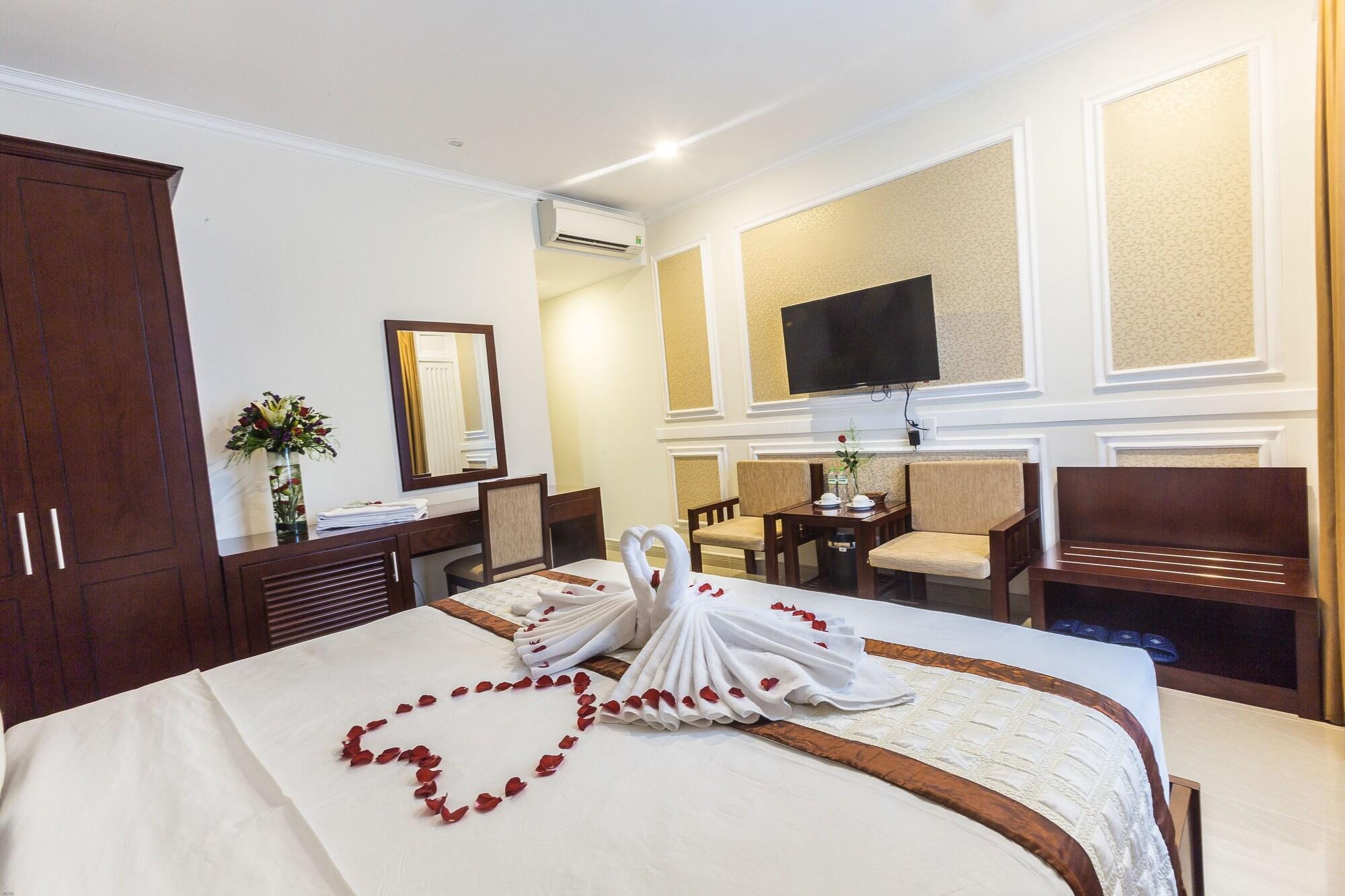 Hoang Linh Dan Hotel Da Nang Exterior foto