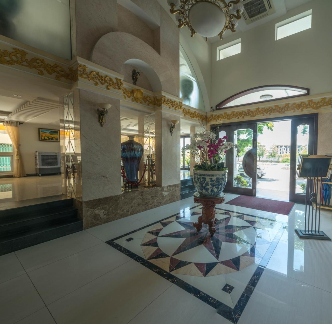 Hoang Linh Dan Hotel Da Nang Exterior foto
